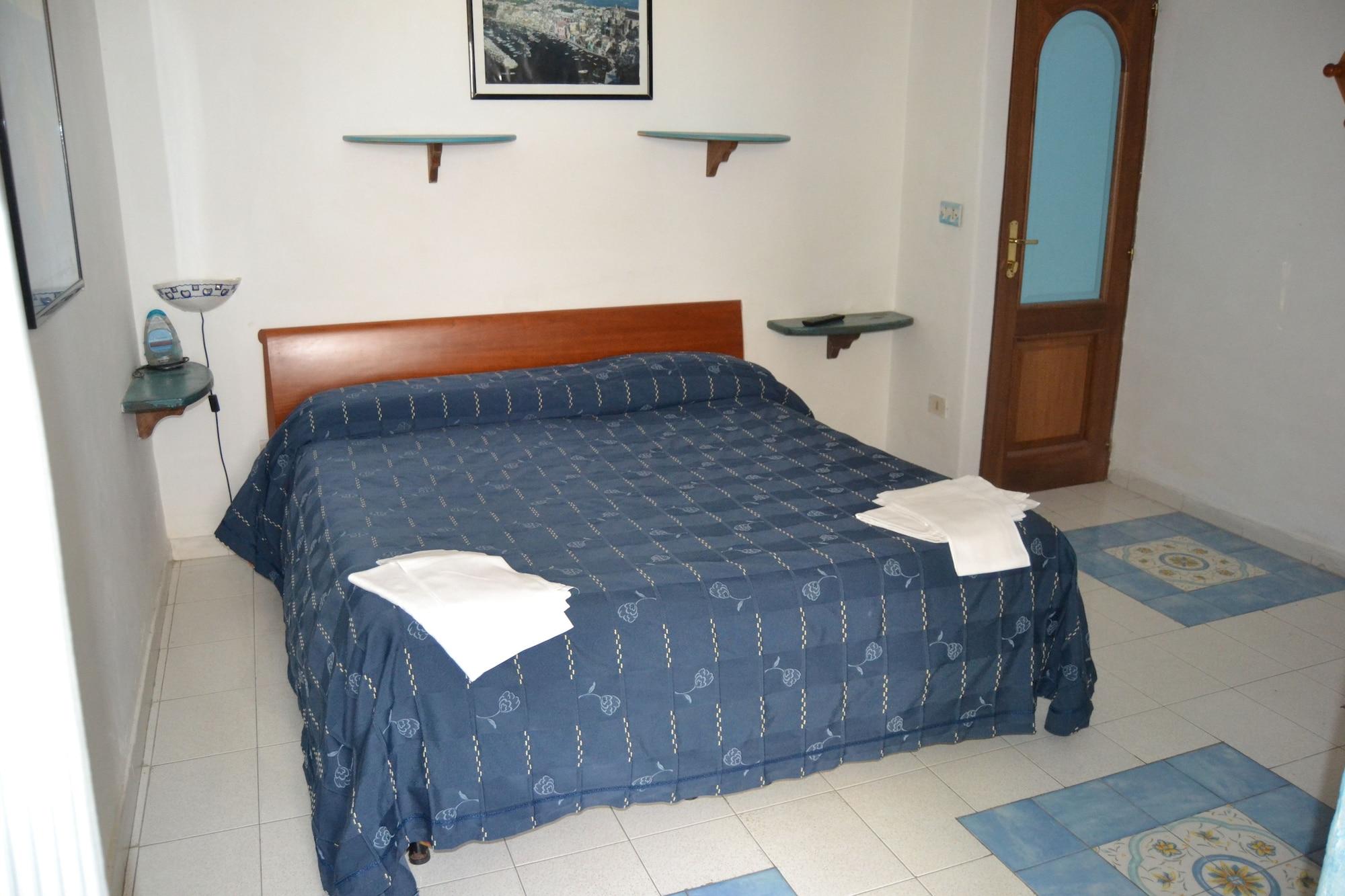Piccolo Tirreno Aparthotel Procida