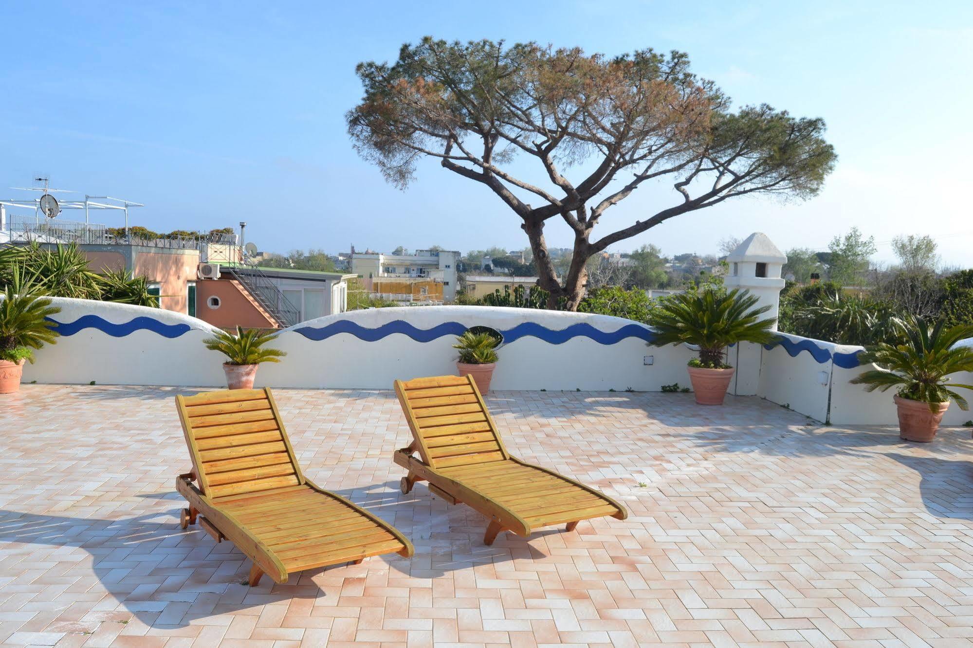 Piccolo Tirreno Aparthotel Procida